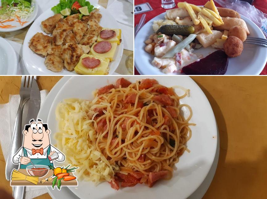 Esparguete à bolonhesa em Restaurante Zézitos