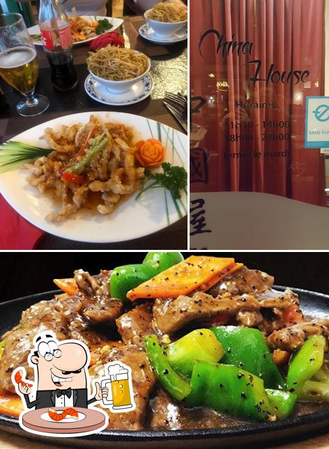 Puoi ordinare un rinfrescante bicchiere di birra chiara o scura