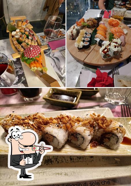 {Restaurant_name} offre piatti di sushi
