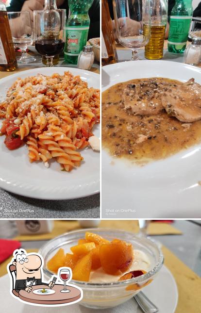 Platti al Pomodoro Ristorante