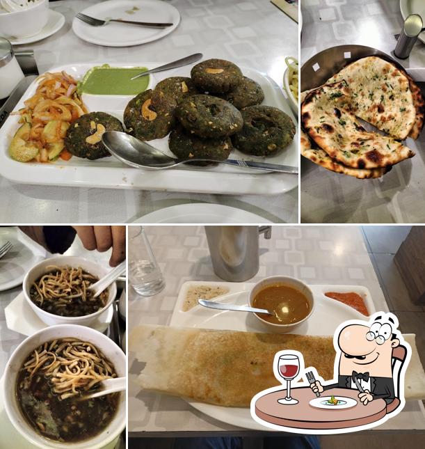 Meals at Saawariya Restaurant & Caterers