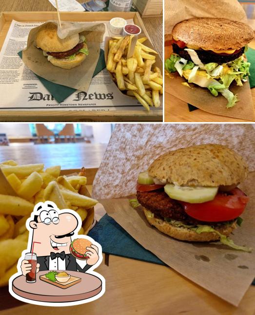 Prenditi un hamburger a OAZA Joyful Kitchen