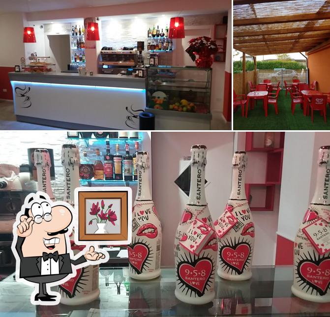 Siediti a un tavolo di Bar Stradella