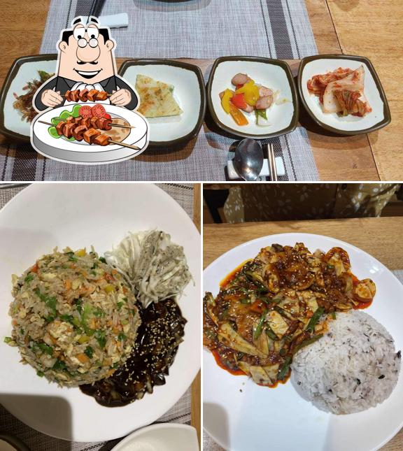 Food at Haru 하루 Chinese-Korean Fusion restaurant (SOUTH POINT MALL)(중화요리)
