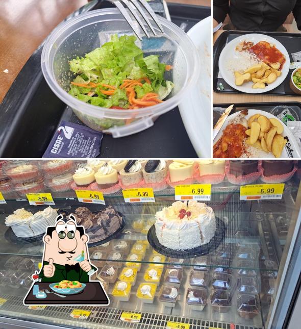 Comida em Sabor Espaço Gourmet Três Marias
