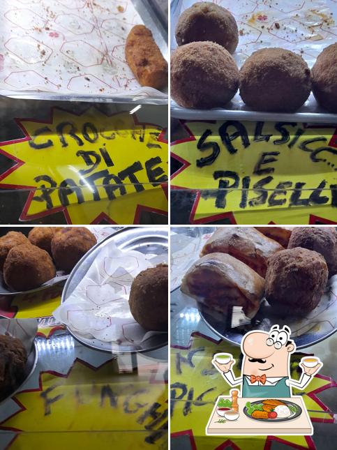 Platti al Pizzeria Rosticceria Santa Maria