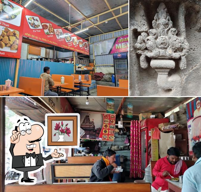The photo of interior and food at Shri Sai Mewad Bhojnalay