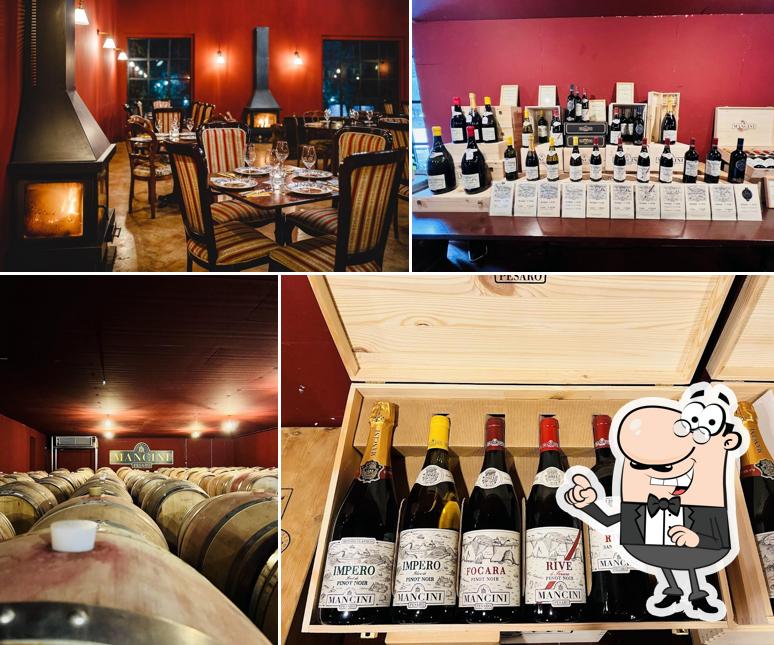 Gli interni di Vineria con Cucina in Fattoria Mancini