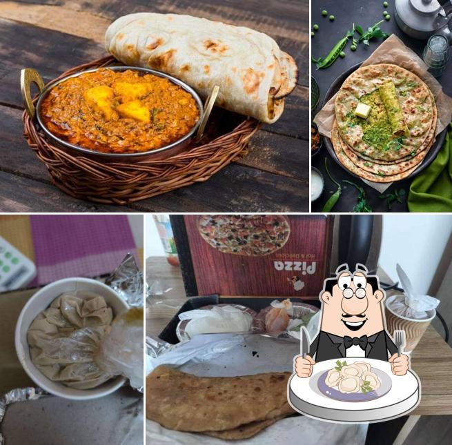 Dumplings at sharma ji paratha wala Delhi 6