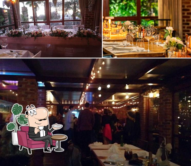 Dai un'occhiata agli interni di Konoba Berekin