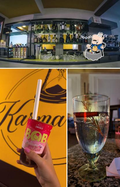 La foto della cibo e interni di Karma Caffè