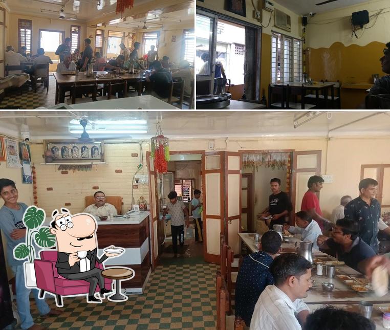 Take a seat at one of the tables at Rajasthan bhojnalaya