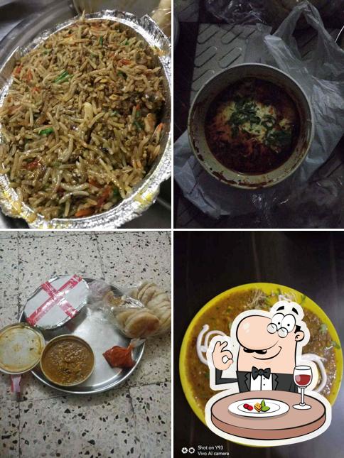 Meals at Mahesh Omlet Egg Restaurant