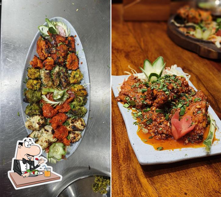 Meals at Durg Suruchi Wada