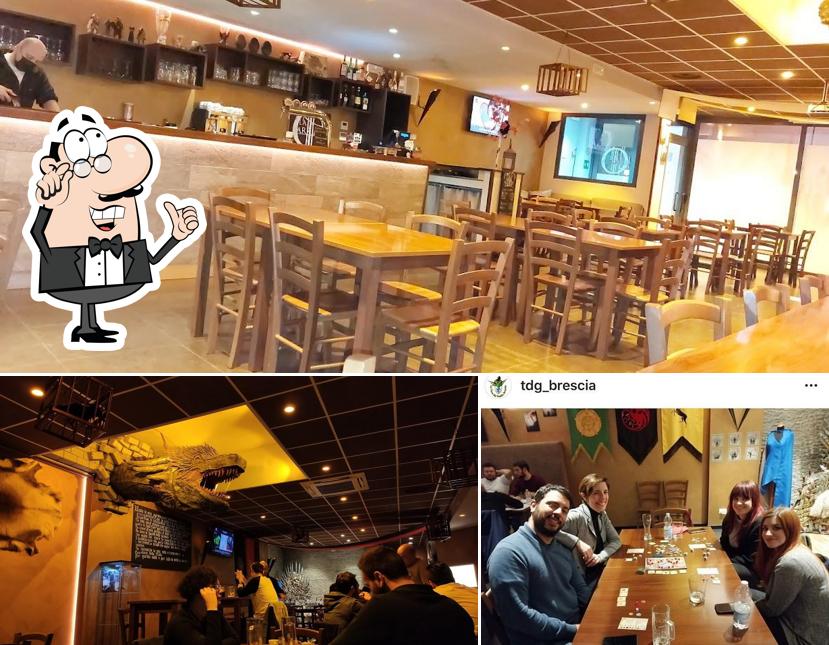 Gli interni di La Barriera Pub