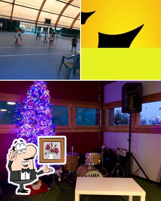 Dai un'occhiata agli interni di Ludens Bar Polisportivo