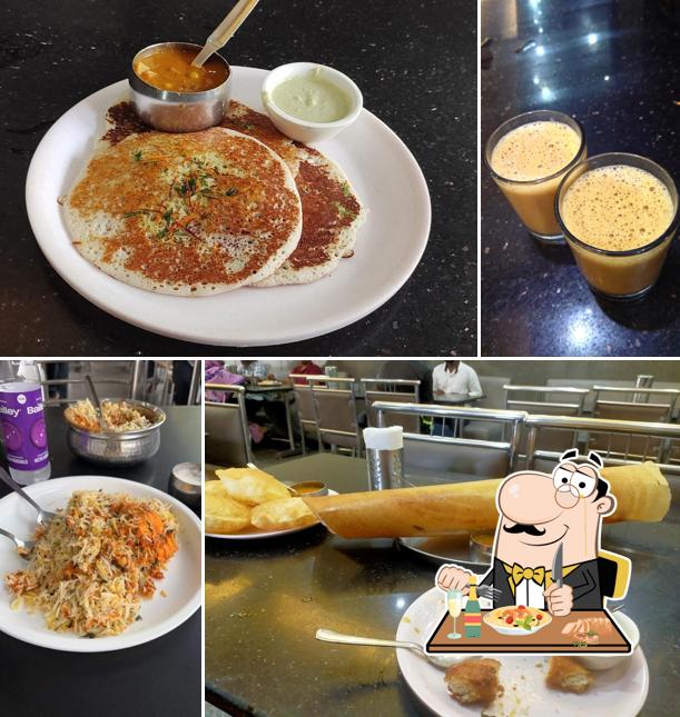 Pad thai at Amanthrana Hotel