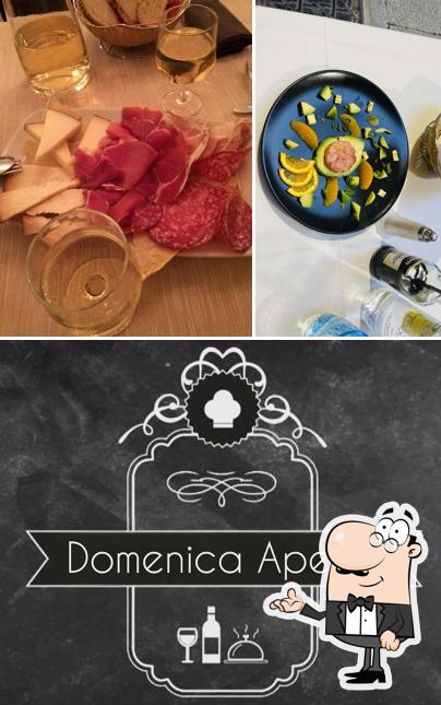 La interni e lavagna del ristorante