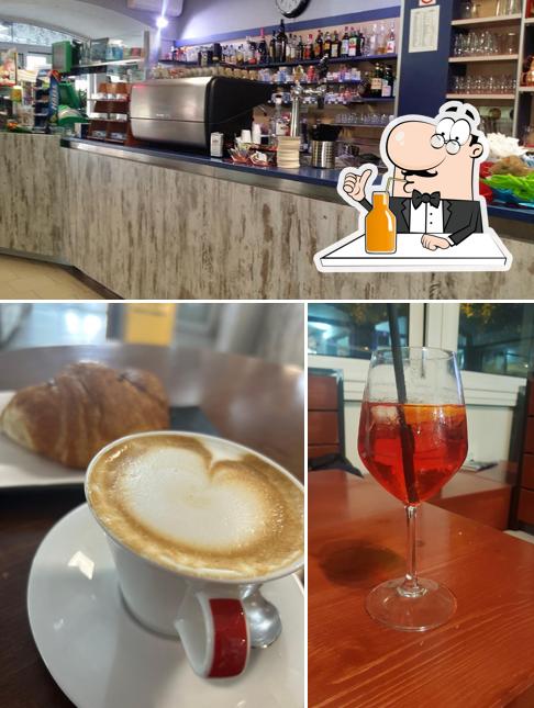 Goditi un drink a Amazon Counter - BAR LATINO