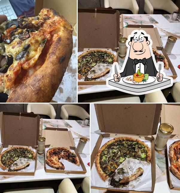 Food at Woods & Brixx Pizza - Sourdough and Woodfired Pizza