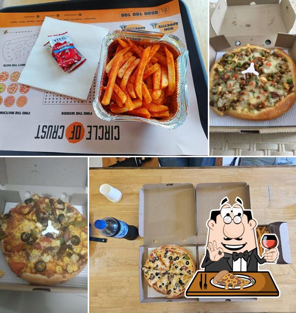 Try out pizza at Circle of crust