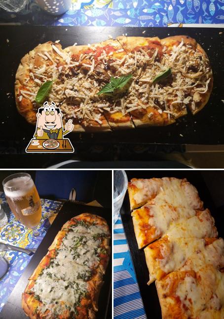 Prenditi una pizza a The Castle PUB