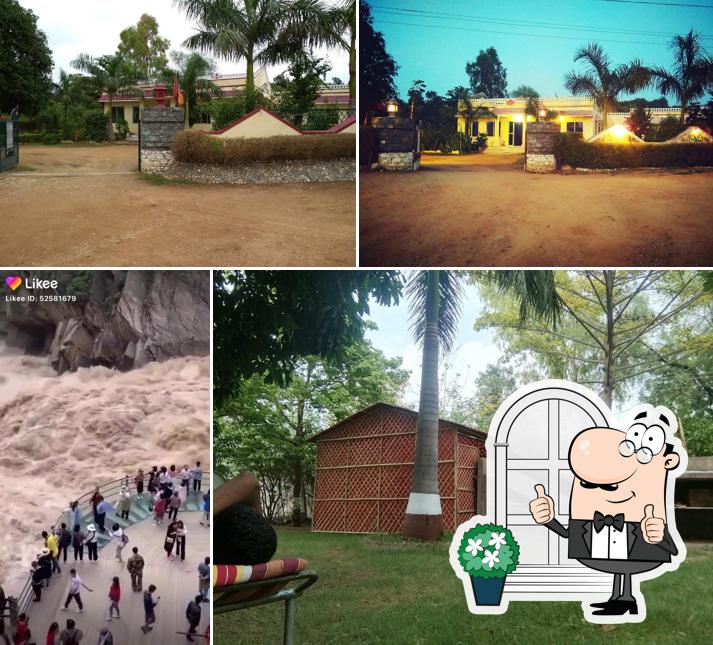 Enjoy the view at the outside area of Holiday Green Restaurant