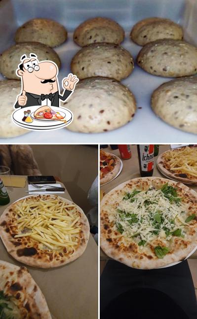 Scegli tra le molte varianti di pizza