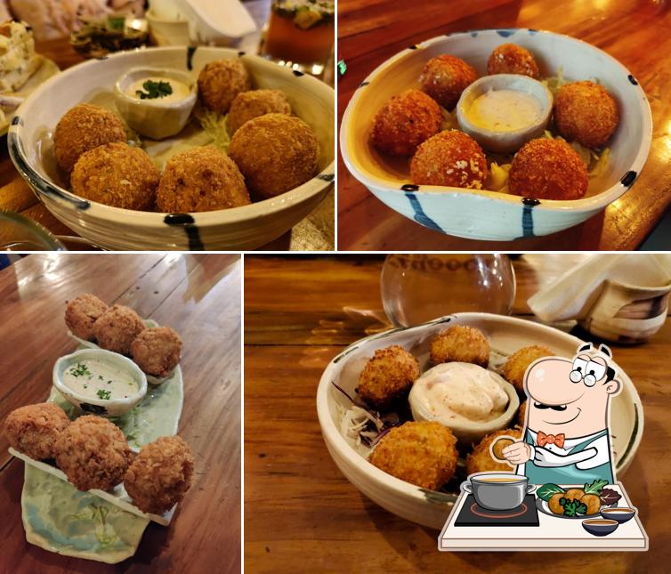 Falafel at Edam Art Cafe & Patisserie