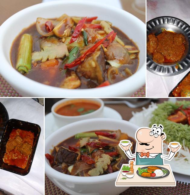 Food at Canton Royale Restaurant