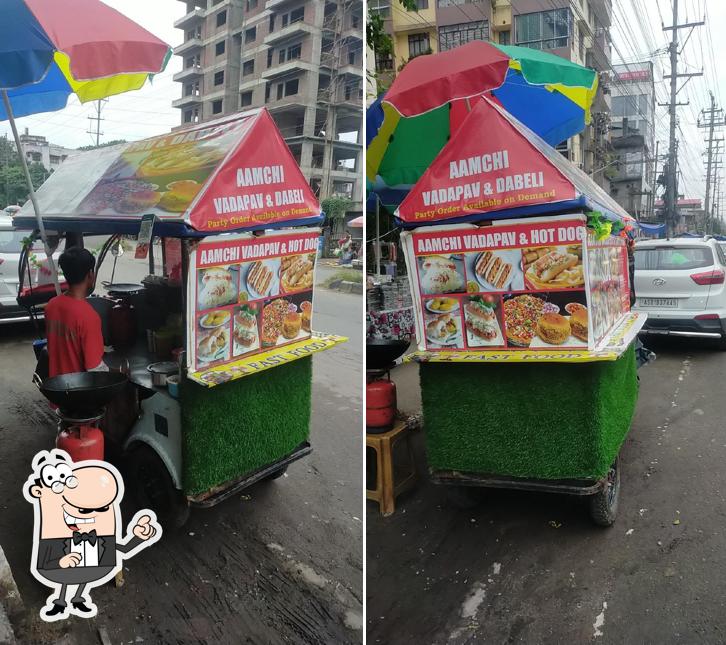 The exterior of Aamchi vadapav & dabeli
