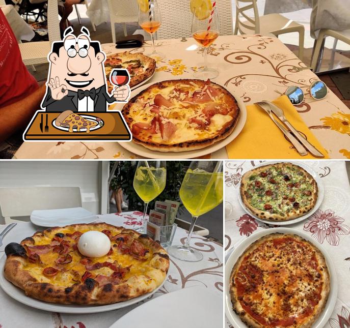 Scegli tra le svariate varianti di pizza