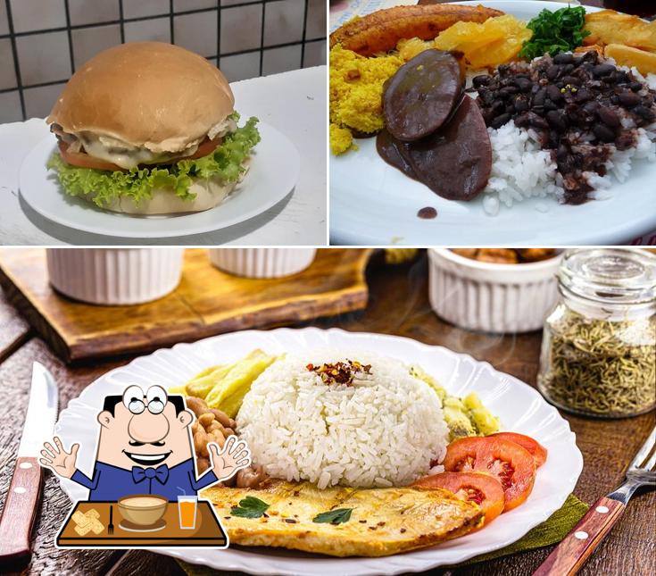 Esta é a foto apresentando comida e interior no Bella Refeição