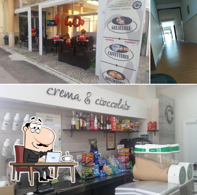 Gli interni di Crema&Cioccolato Caffetteria Gelateria