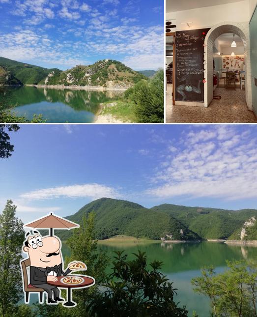 Gli esterni di Ristorante "La riva del Lago "