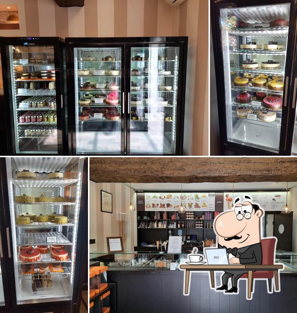 Siediti a un tavolo di Cioccolateria Gelateria Banchini