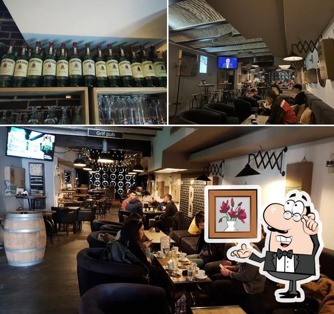 Gli interni di Pub "Bačva"