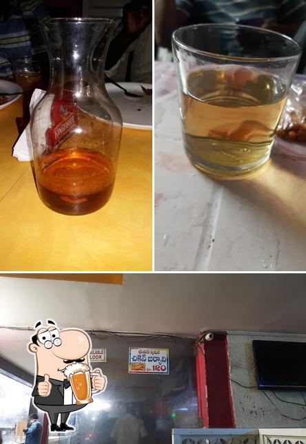 Order a glass of light or dark beer