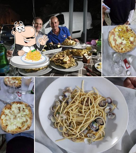 Spaghetti alla carbonara al Ristorante ''Lo Scoglio''