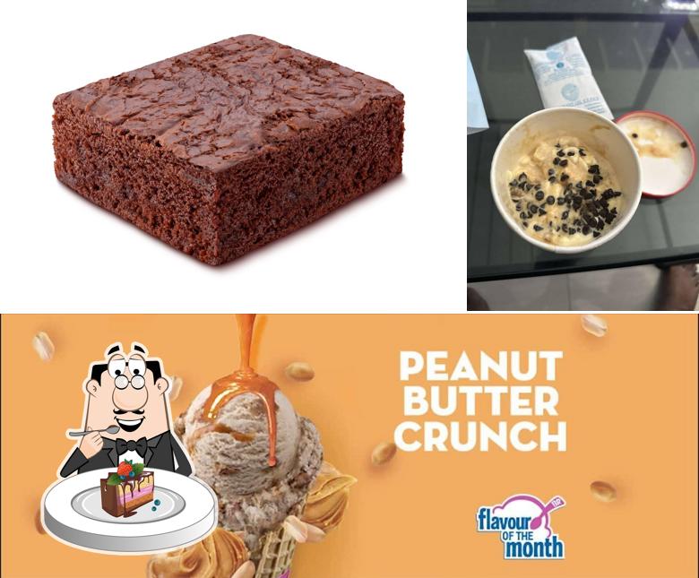 Chocolate cake at Baskin Robbins - Ice Cream Desserts