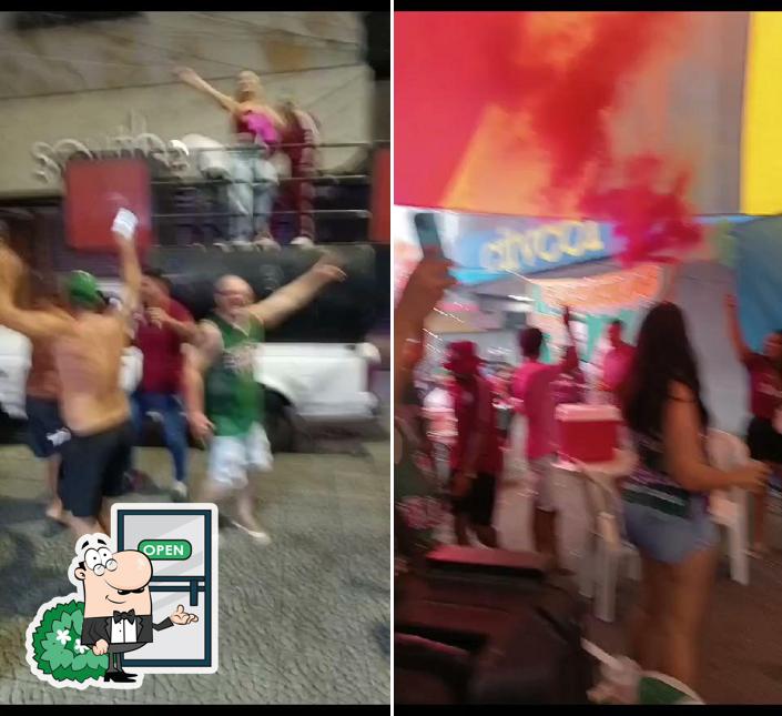 O exterior do Cachorro Quente do Ratão