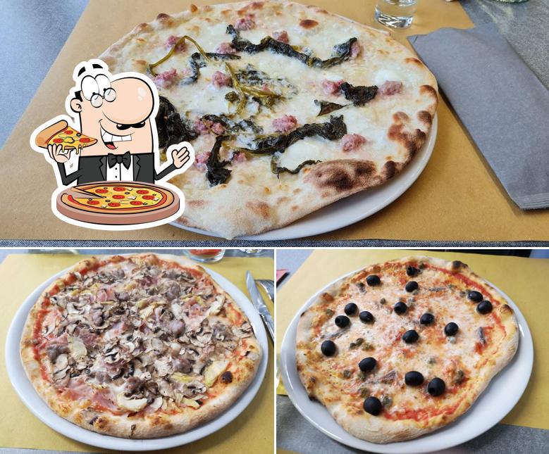A Bar Jolly Pizzeria, puoi goderti una bella pizza