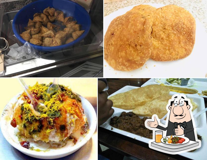 Food at Rawat Misthan Bhandar