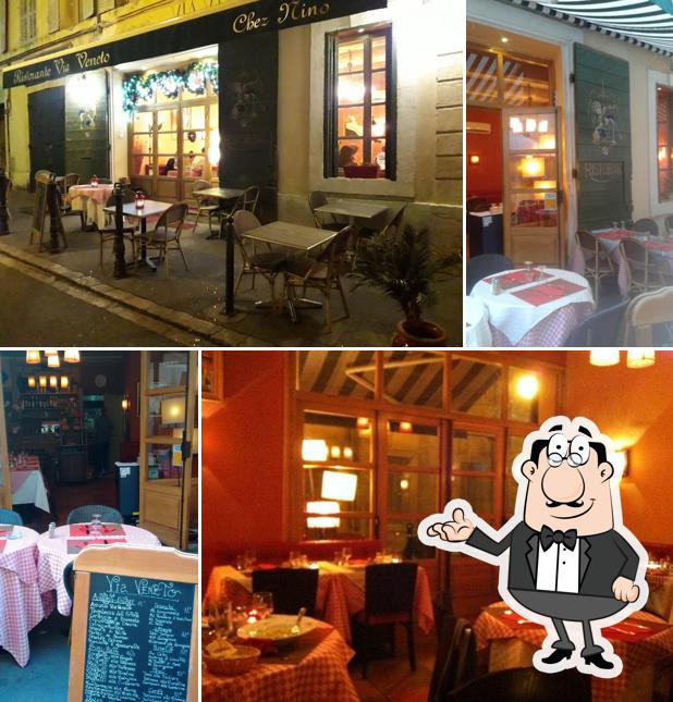 Installez-vous à l'une des tables de Chez Nino