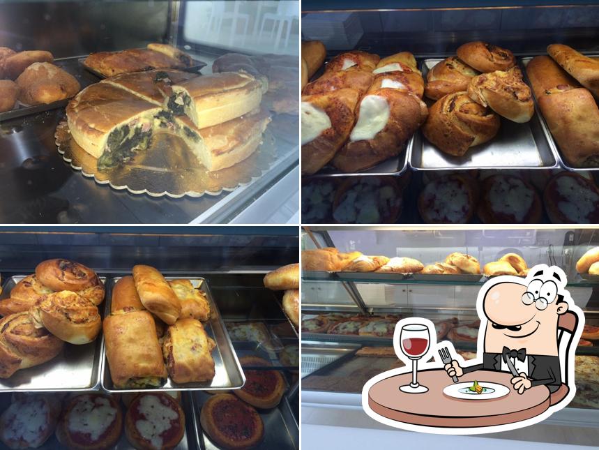 Platti al Caffetteria Pasticceria Rosticceria Levante