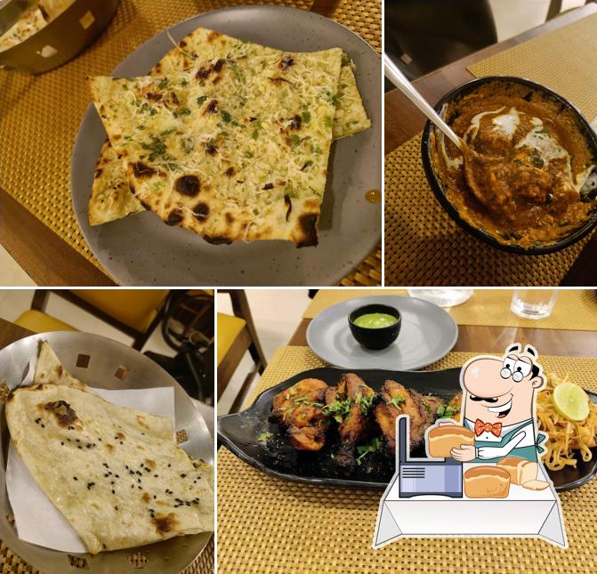 Garlic bread at Dana Pani