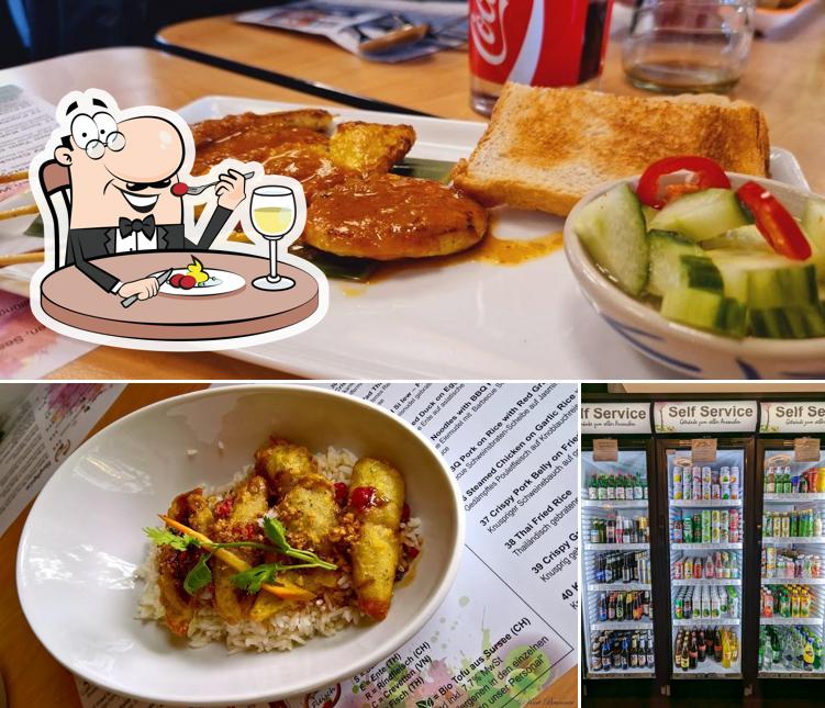 La immagine di cibo e interni da Zehn Eat & Shop