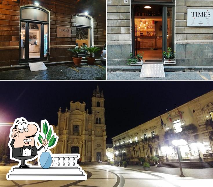 Gli esterni di Times Food