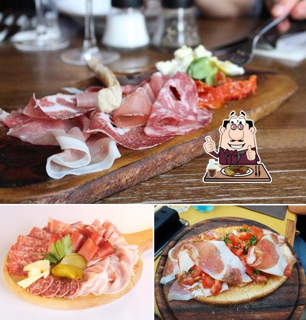 C'è un'ampia varietà di piatti per gli amanti della carne