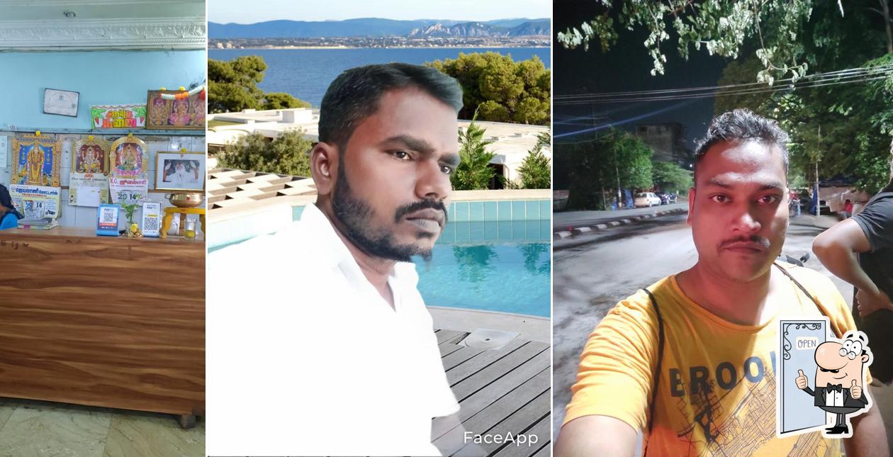 Here's a pic of Sri Siddhi Murugan Restaurant